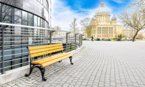 Záhradná Viedenská lavička