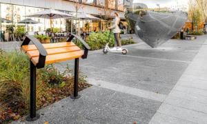 Mestské operadlo s podrúčkou Skarabeus