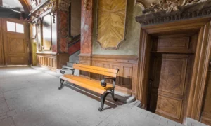 Lavička Viedenská s lakťovou opierkou