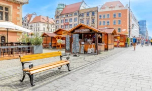 Lavička Viedenská s lakťovou opierkou