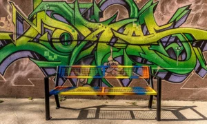 Lavička Gladiátor Solid s lakťovou opierkou