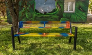 Lavička Gladiátor Solid s lakťovou opierkou