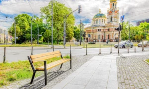 Lavička Gladiátor s lakťovou opierkou