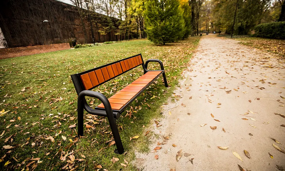 Lavička Spartan Prestige