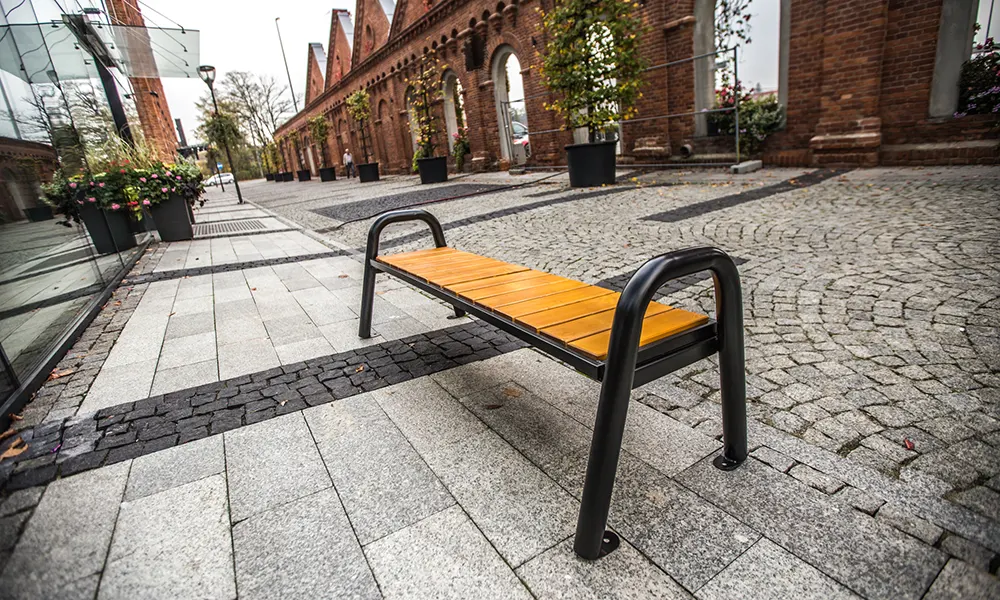 Lavička Spartan Prestige bez operadla