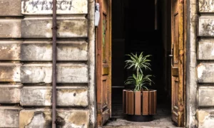 Květináč Brno 46L