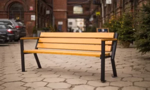 Lavička Gladiator BIS s drevenou lakťovou opierkou