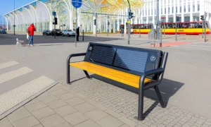 Solárna lavička Helios