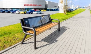 Solárna lavička Helios
