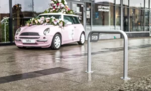 Stojan na bicykle typu U