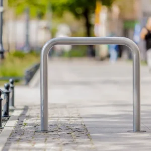 Stojan na bicykle typu U