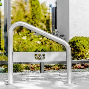 Stojan na bicykle U šikmý