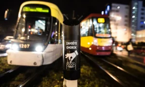 Nástenný popolník