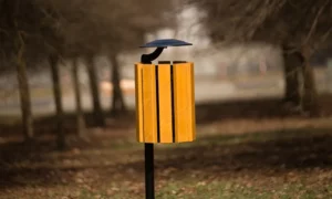 Odpadkový kôš Ženeva so strieškou