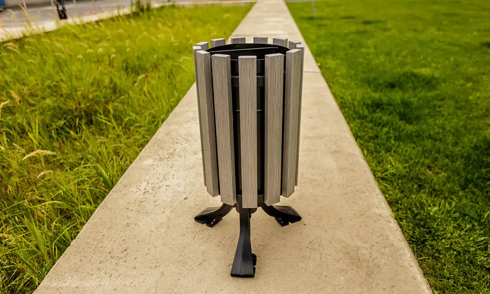 Odpadkový kôš Lodž WPC