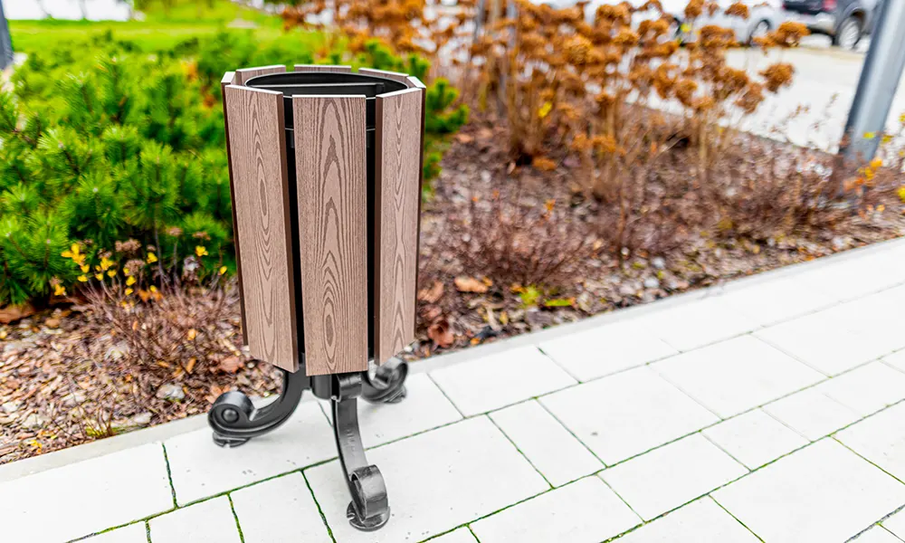 Odpadkový kôš Praha WPC