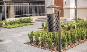 Odpadkový kôš Sofia Bis so strieškou