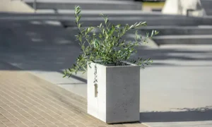 Květináč Roma 90 L